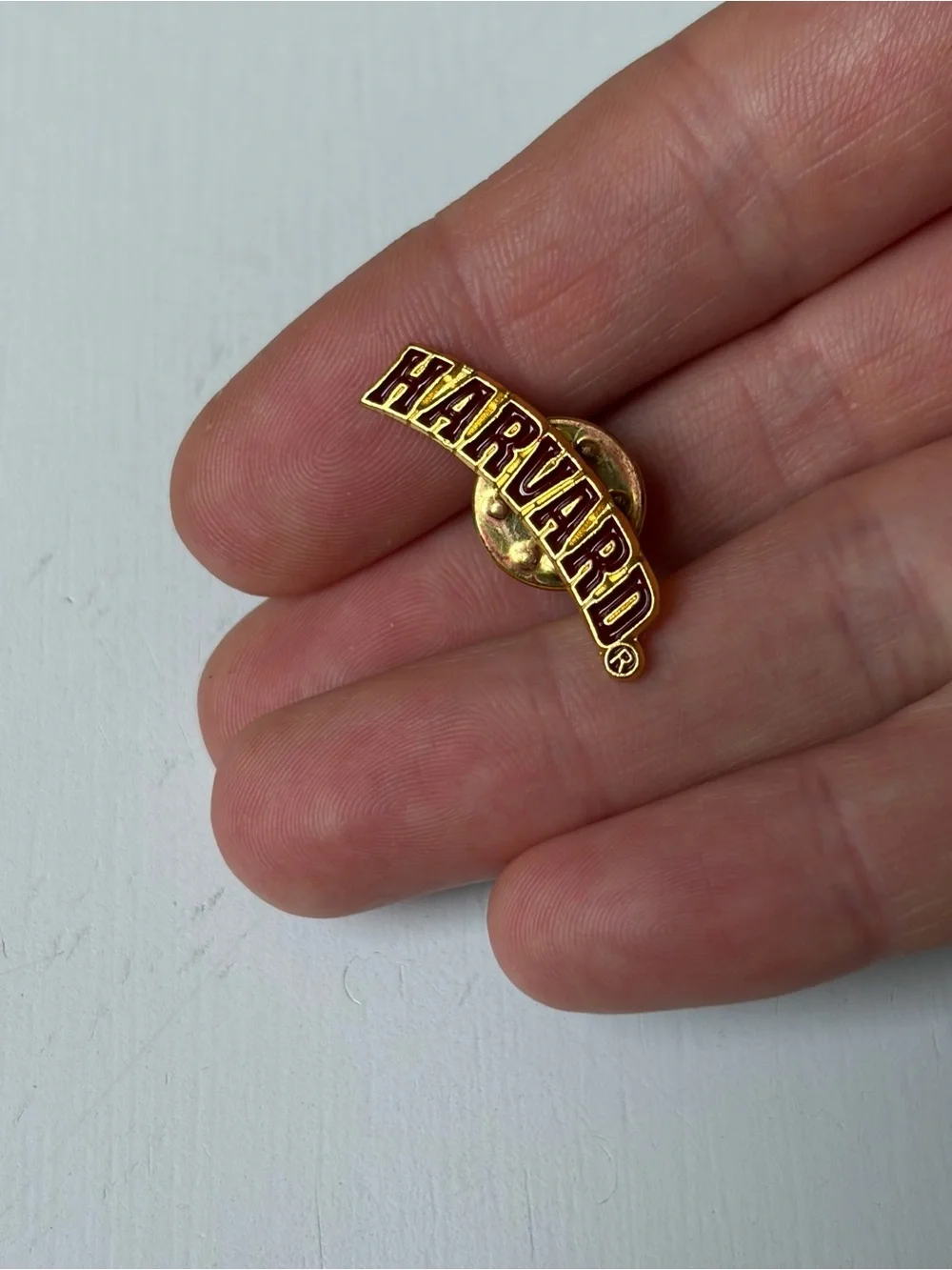 Harvard Collegiate Gold Red Lapel Tac Pin Brooch Hat Pin